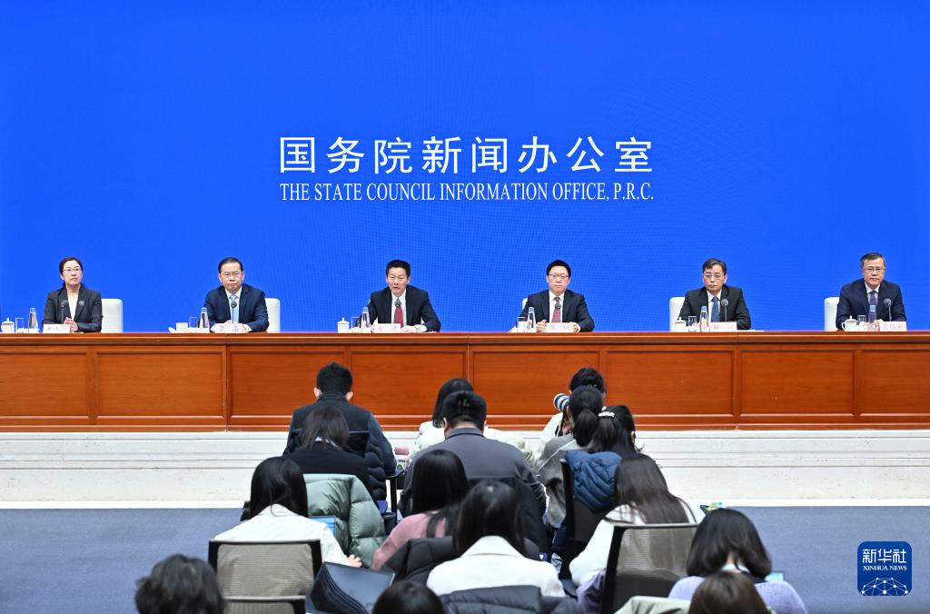 长投”——五部门详解中长期资金入市方案冰球突破技巧打通卡点堵点 推动“长钱(图1)